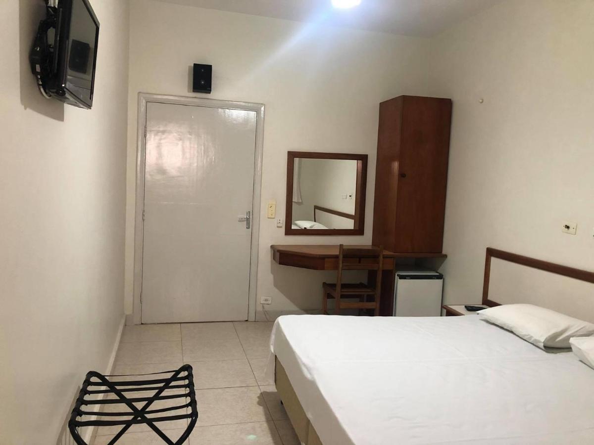 Regio Plaza Hotel Ourinhos Buitenkant foto
