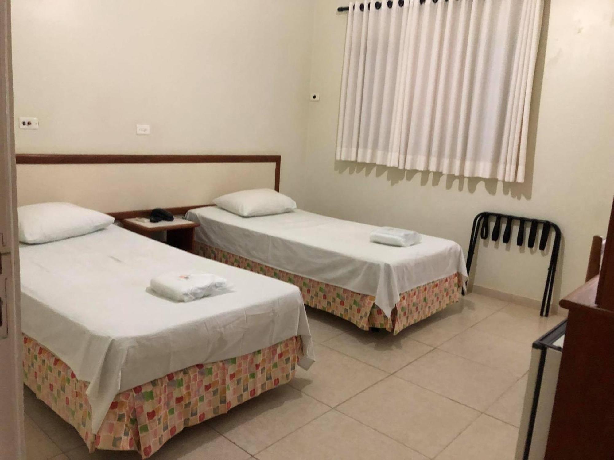 Regio Plaza Hotel Ourinhos Buitenkant foto