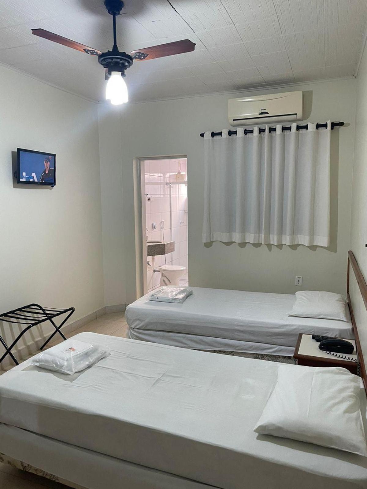 Regio Plaza Hotel Ourinhos Buitenkant foto