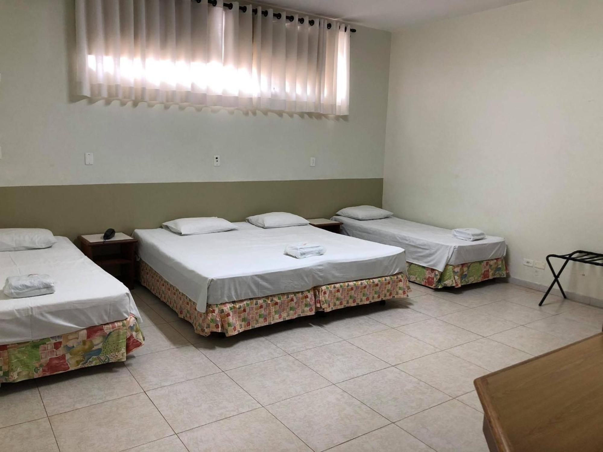 Regio Plaza Hotel Ourinhos Buitenkant foto